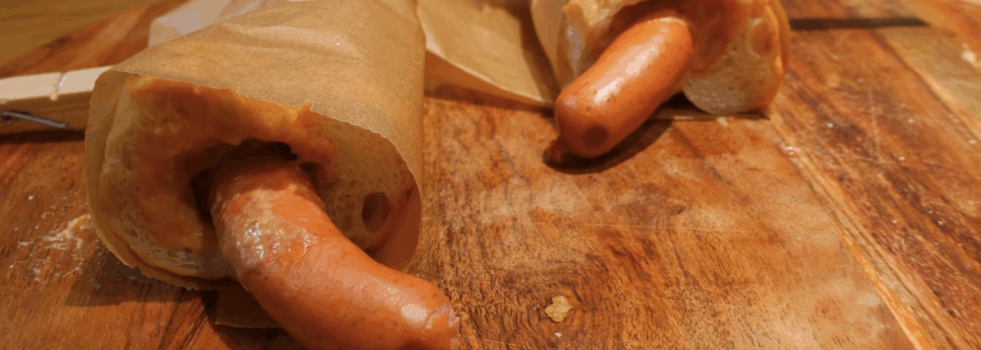 Hot dog cu cremvursti de vita